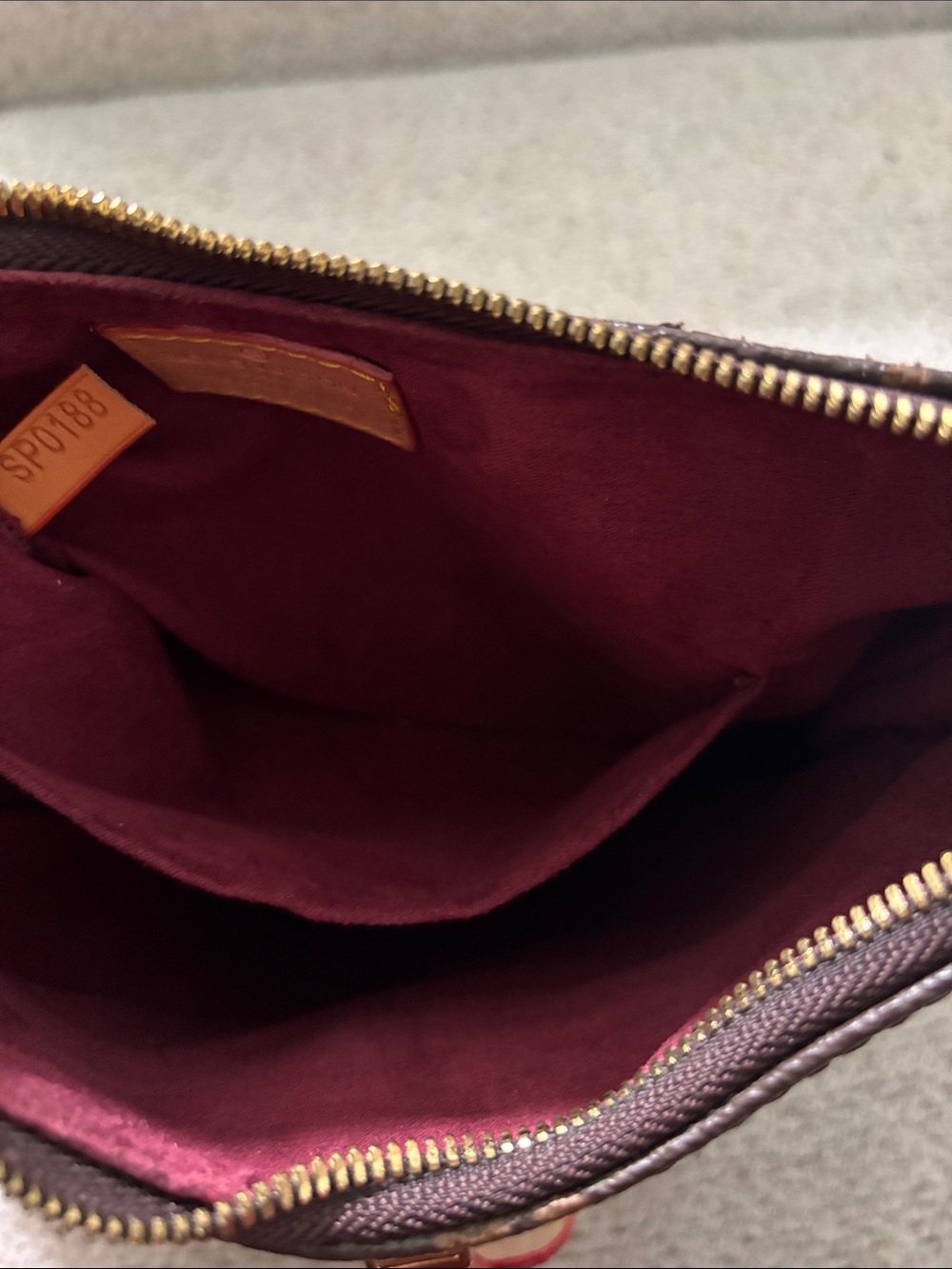 *FASHION* Brown Monogram Shoulder Bag with Tan Leather Trim - Picture 17 of 17